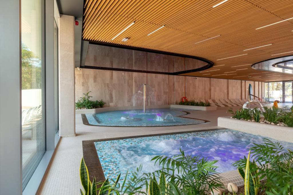 Cristallo Apartament Luxury Resort & Spa - Sea View By Renters Prestige 미엥지즈드로예 외부 사진